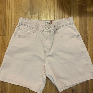 Pink Levi’s long shorts in size 6